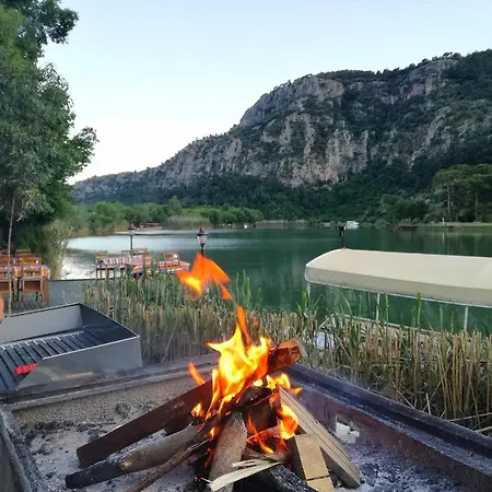 بيت ضيافة Dervi̇shan Health Club