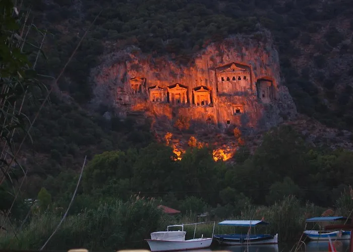 Dervi̇shan Health Club 招待所 *