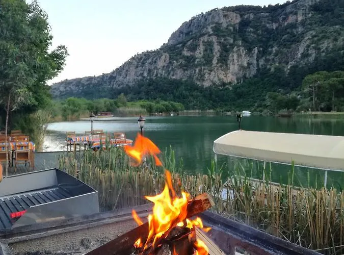 招待所 Dervi̇shan Health Club